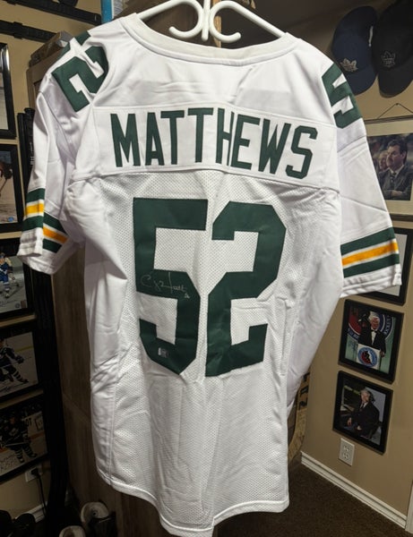 SIGNED COA FOOTBALL (REPLICA) JERSEY  GREEN BAY PACKERS CLAY MATHEWS