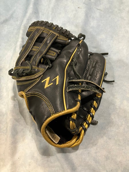 Black SSK Z7 RH Baseball Glove 11.75" (Used)