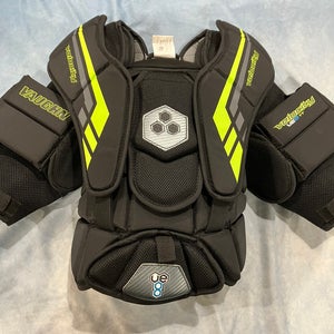 Youth Small / Medium Vaughn Velocity VE8 Youth Goalie Chest Protector (Used)