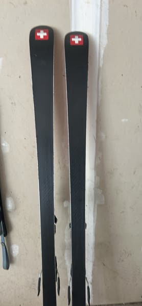 2024 Stockli LASER GS FIS 184 cm Racing Skis With Bindings Max Din