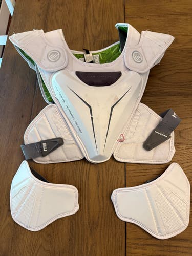 Large Adult Maverik M5 Shoulder Pads (Used)