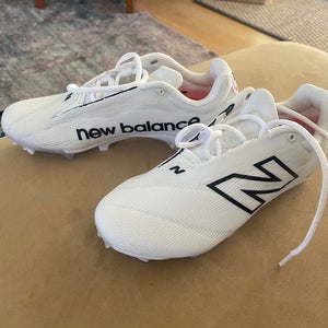 Women’s New Balance Burn X4 molded cleats - New , never used - retail $119.99