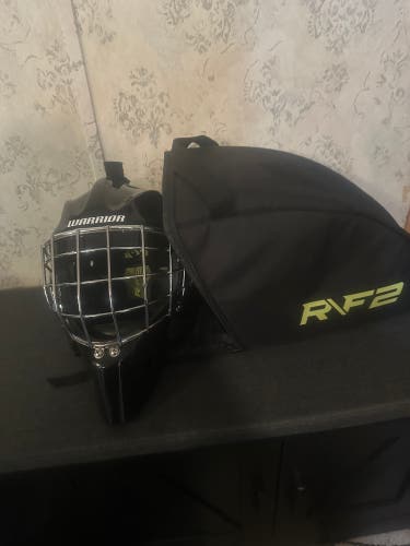 Senior Medium Warrior Ritual F2E Goalie Mask (Used)