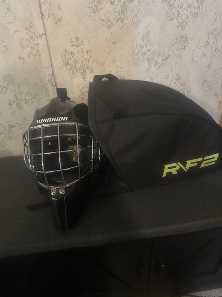 Senior Medium Warrior Ritual F2E Goalie Mask (Used)
