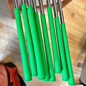 Men's Titleist T200 Right Handed Iron Set Stiff Flex 8 Pieces Steel Shaft (Used)