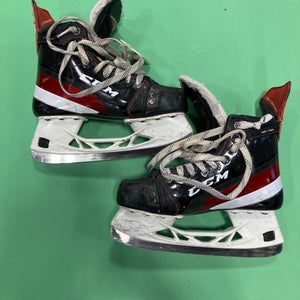 Intermediate CCM JetSpeed FT4 Hockey Skates Regular Width Size 5 (Used)