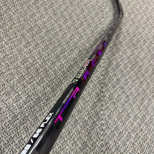 Intermediate Purple  Bauer Nexus Tracer Right Handed Hockey Stick P28 (New) 65 Flex