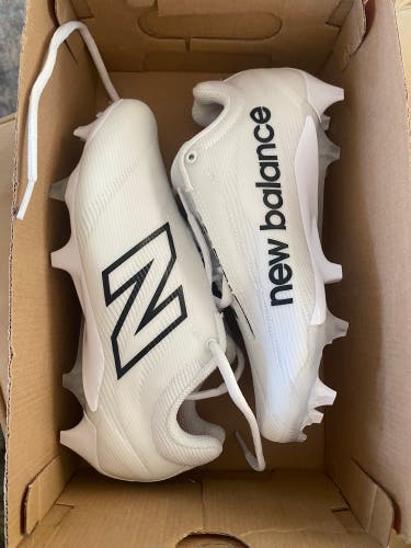 Women’s New Balance Burn X4 molded cleats - New , never used - retail $119.99