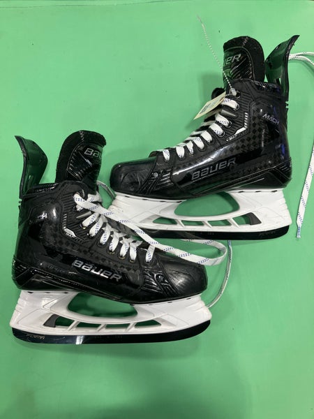 Senior Bauer Supreme Mach Hockey Skates 9 (Used)