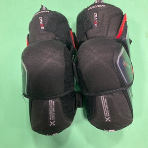 Senior Medium Bauer Vapor 3X Pro Elbow Pads (Used)