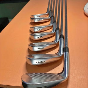 Men's Titleist Forged Right Handed Iron Set 4 Pieces (New)