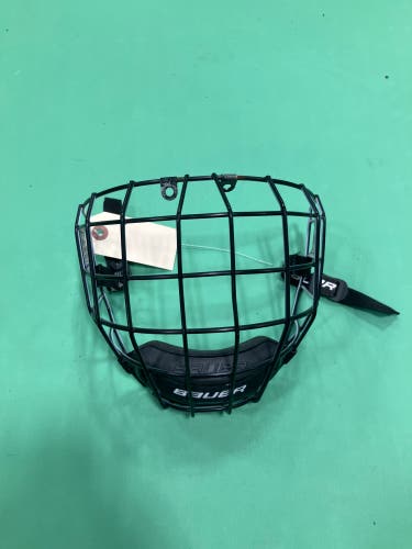 Small Senior Bauer Profile II Facemask Cages, Visors & Shields Full Cage (Used)