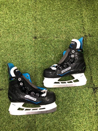 Youth Bauer XLP Hockey Skates Regular Width 13.0 (New)