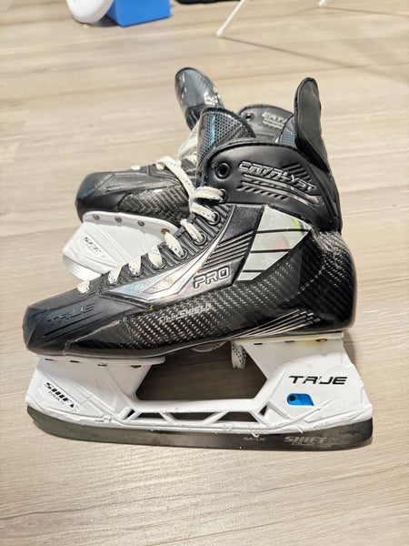 True Catalyst PRO 7.5R Skates + 2nd steel