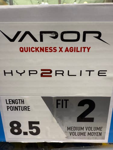 Bauer Vapor Hyperlite 2 Hockey Skates Regular Width 8.5 (New)