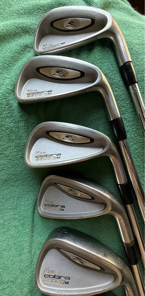 Men's Cobra 2300 IM Right Handed Iron Set Stiff Flex (8 Clubs) #4 - #9, PW, GW Steel Shaft (Used)