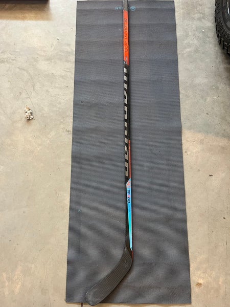 Senior Warrior Covert QRE10 Right Handed Hockey Stick Pro Stock (Used)