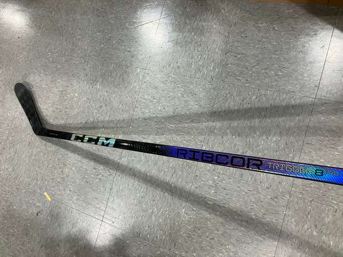 Senior CCM RibCor Trigger 8 Pro Hockey Stick Right Handed P28 (Used)