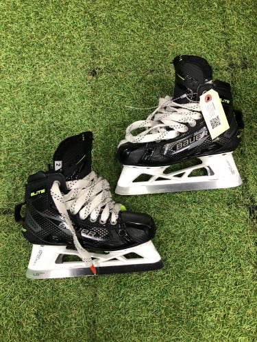Junior Bauer Elite Hockey Goalie Skates Regular Width Size 2.0 (Used)