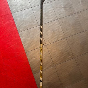 Intermediate Sher-Wood Rekker Element One Right Handed Hockey Stick PP28 (Used)