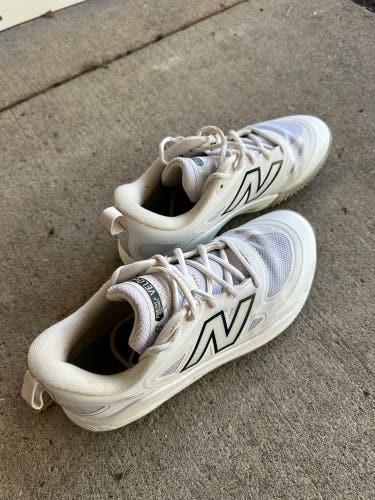 Women's turf shoes