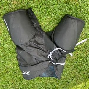 Senior Large Reebok 5k Hockey Pants (Used)
