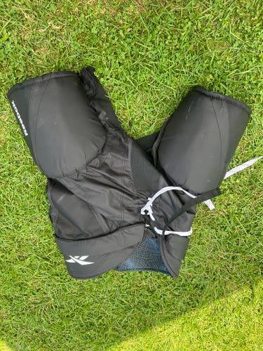 Senior Large Reebok 5k Hockey Pants (Used)