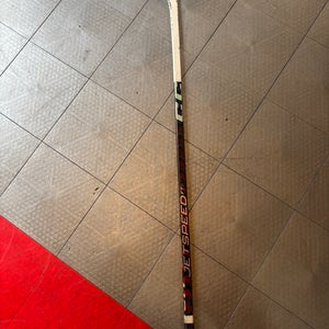 Intermediate CCM JetSpeed FT5 Pro Right Handed Hockey Stick P28 (Used)