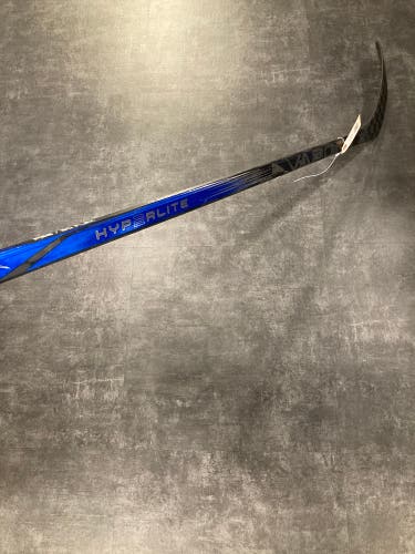 Junior Bauer Vapor Hyperlite 2 Hockey Stick Right Handed P28