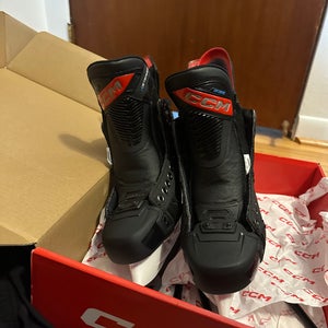 CCM JetSpeed FT6 Pro Hockey Skates Regular Width 6.5 (New)