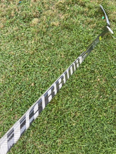 Senior Warrior Alpha LX Pro Hockey Stick Right Handed W03 (Used)