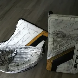 Pro Stock (Bussi) True PX4 HZRDUS glove and blocker (full right)