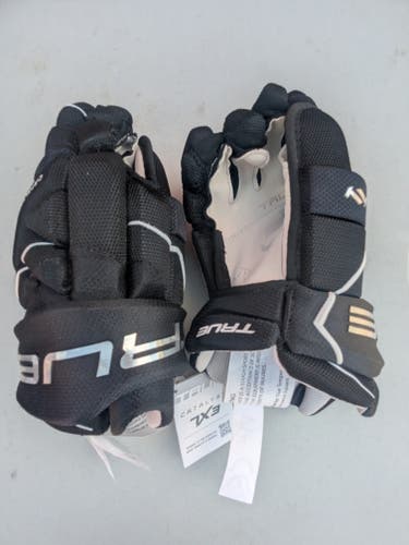 True Catalyst 7X3 Gloves 11" (New)