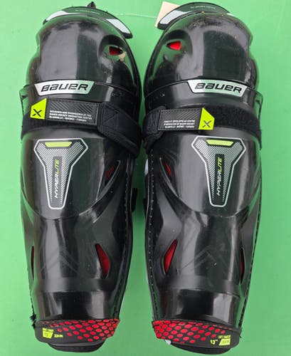 Intermediate Bauer Vapor Hyperlite Shin Pads 13"
