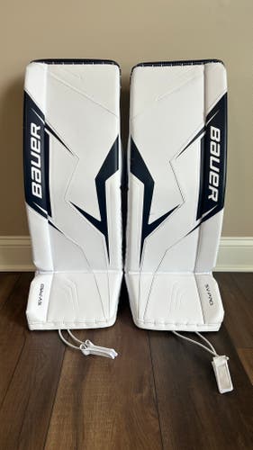 2025 33" Bauer Sv-Pro Goalie Leg Pads (basically brand new)
