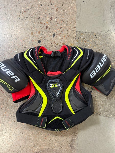 Large Junior Bauer Vapor 2x pro Shoulder Pads (Used)