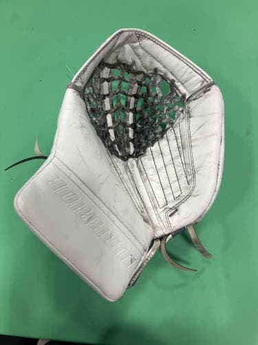 White Senior Warrior Ritual G7.1 Pro Goalie Gloves & Blockers Regular (Used)