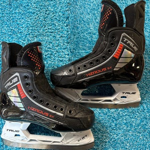 Intermediate True HZRDUS 5X Hockey Skates Regular Width Size 4.5 (Used)