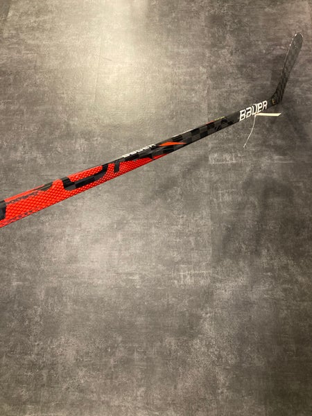 Intermediate Bauer Vapor FlyLite Hockey Stick Left Hand P92 (Used)