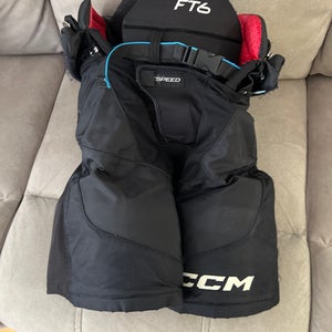 CCM Jet speed FT6, Junior Small Hockey Pants (Used) best protection for player.