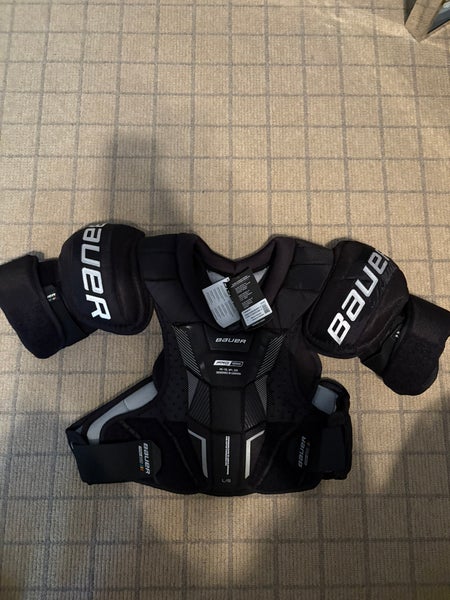BRAND NEW Large Bauer Pro Series Shoulder Pads