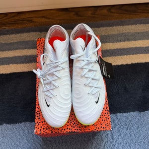 Men's Size M 8.0 (W 9.0) Nike Phantom GX Cleats (New)