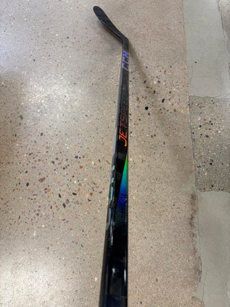 Junior CCM Jetspeed FT7 Pro Hockey Stick Left Hand | P28 40 Flex (Used)
