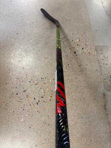 Junior Sher-Wood Rekker Legend Pro Hockey Stick Left Hand | PP28 45 Flex (Used)