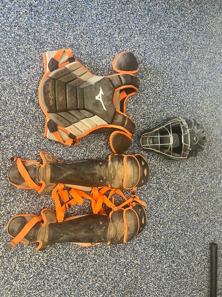 Mizuno Samurai Catcher's Set (Used)