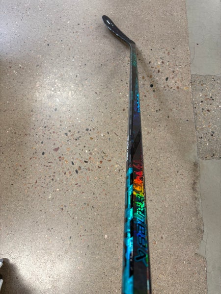 Junior Bauer Twitch Hockey Stick Left Hand | P28 40 Flex (Used)