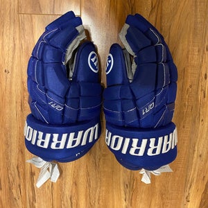 Warrior QR1 Hockey Gloves 13" Pro Stock (New) Vancouver Canucks - Elias Lindholm