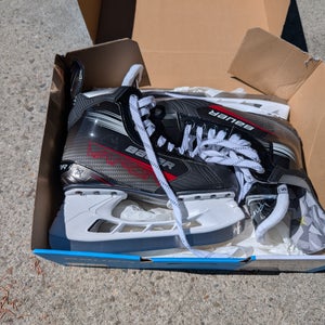 2023 Bauer Vapor 3X Hockey Skates Extra Wide Width Size 5 (New)