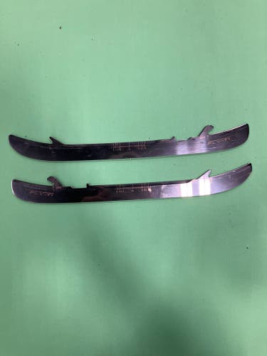 Bauer Fly-Ti Holders, Runners, & Replacement Steel Blades 280 mm (Used)
