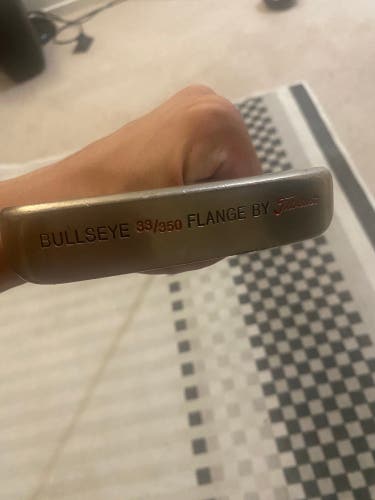 Silver Men's Scotty Cameron Blade Bulls Eye Platinum Flange Right Handed Putter 33" (Used)